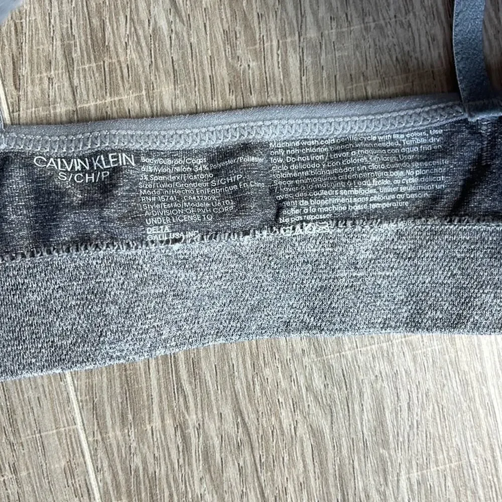CALVIN KLEIN Gray Logo Seamless Bralette Girls Size 6-6X